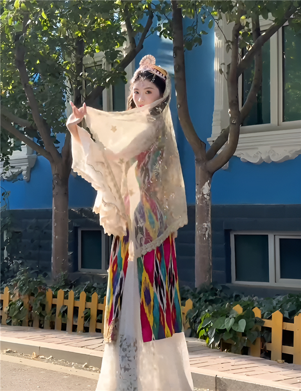 卓玛表演